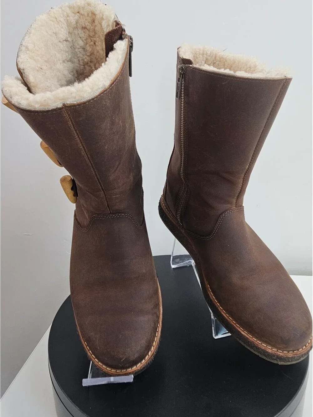 UGG Vintage Brown Leather Shearling Lined Boots with Toggles